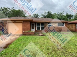Building Photo - 2504 Eagle Dr