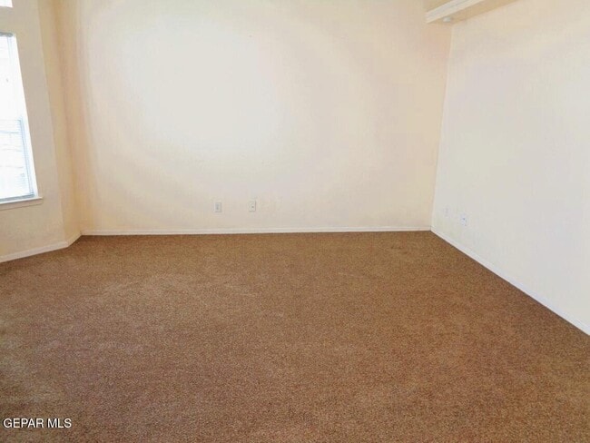 Building Photo - 3033 Tierra Polar Dr