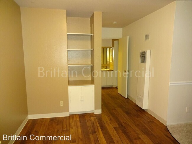 Foto del edificio - 2425 Capitol Ave