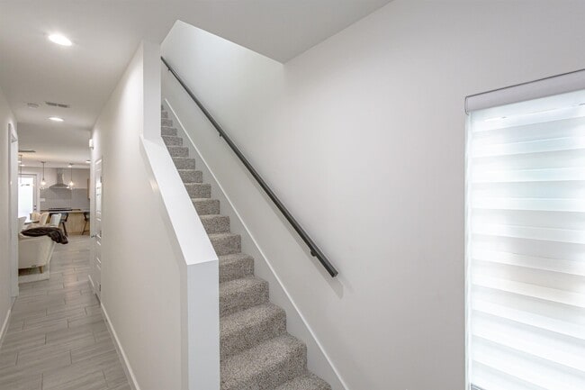 Foto del edificio - 423 Deer Path Lp