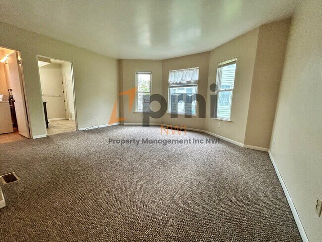 Foto del edificio - 1302 2nd St