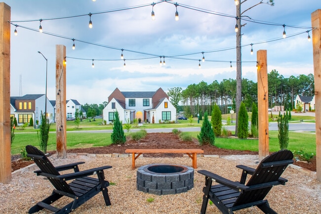 Fire Pits - Whisper Valley at Quartier