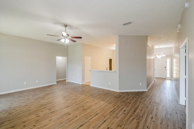 Building Photo - 664 English Meadows Ct