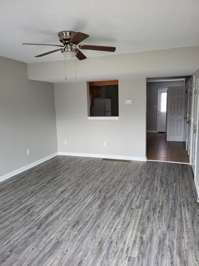 Building Photo - 1019 Brooklyn Blvd