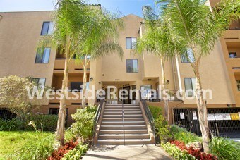 Foto principal - 4335 Vineland Ave