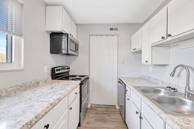 Interior Photo - The Flats at Sycamore Creek at Miamisburg, OH - Newly Renovated 2 Bedroom Apartments!