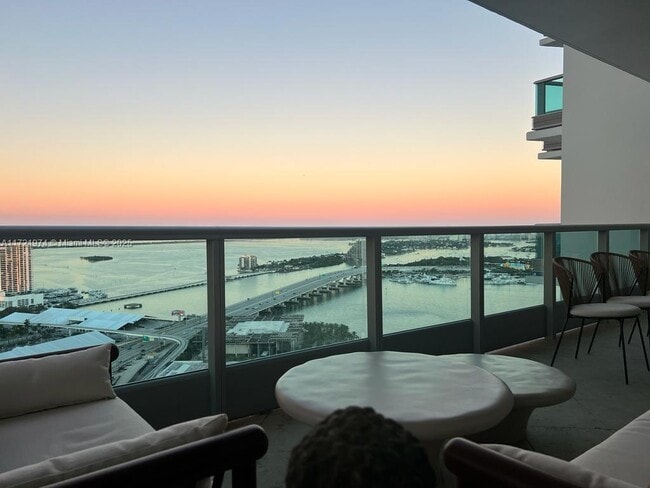 Photo - 900 Biscayne Blvd Apartment