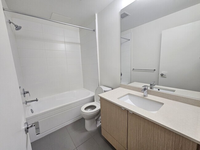 Photo du bâtiment - 19567 64 Ave