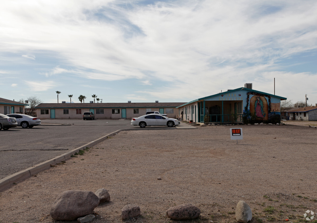 Building Photo - Casa Guadalupe