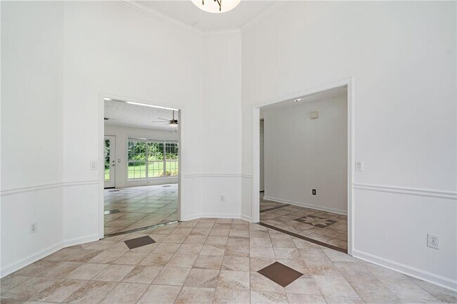 Foto del edificio - 2775 Ivy Mill Dr