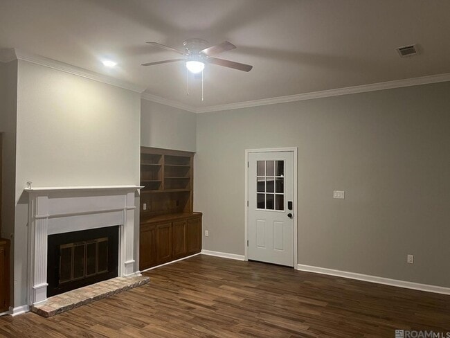Photo - 1719 Tallwood Drive Unit House