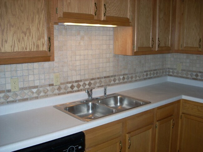 Foto del edificio - 601 Burton Ln