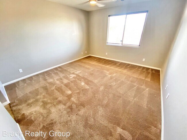 Building Photo - 4 br, 2 bath House - 6137 Turaco St