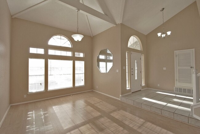 Building Photo - Charming 2 Story Brick Home on Corner Lot ...
