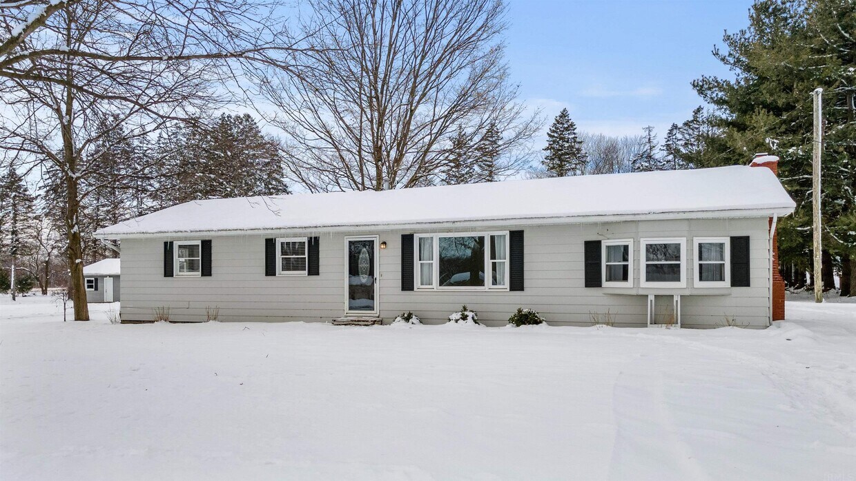 13219 Ewing St, LeoCedarville, IN 46765 House Rental in Leo