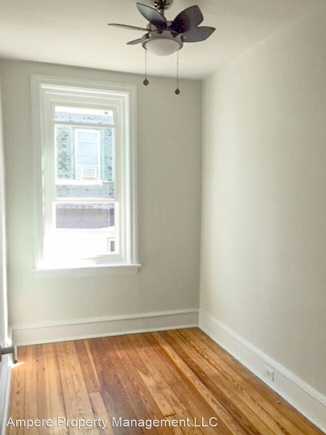 Foto del edificio - 3 br, 1 bath House - 1109 S Peach St