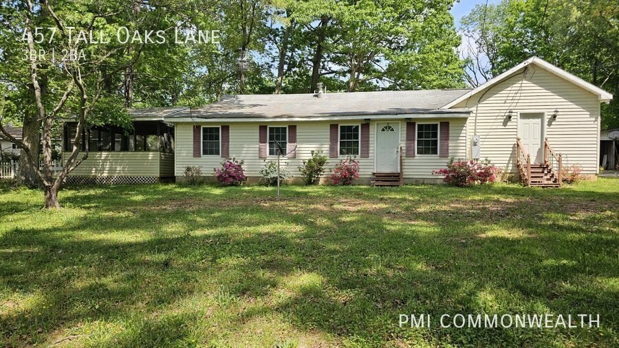Photo - 457 Tall Oaks Lane-