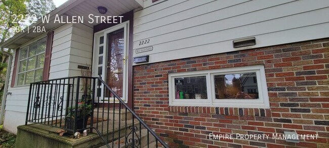 Building Photo - 3 Bedroom 2 Bathroom Home in West Allentown!