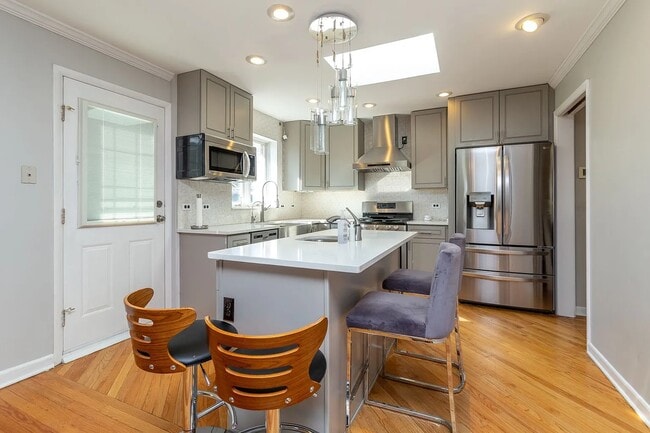 Foto del edificio - 432 S Dale Ave