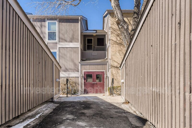 7251 S Xenia Cir Unit A, Centennial, CO 80112 Condo for Rent in
