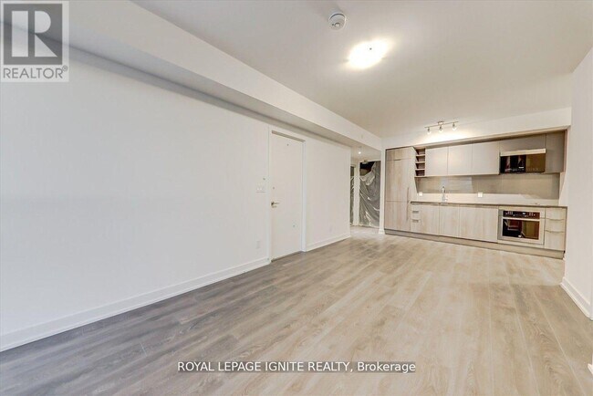 Photo du bâtiment - 2033 Kennedy Rd