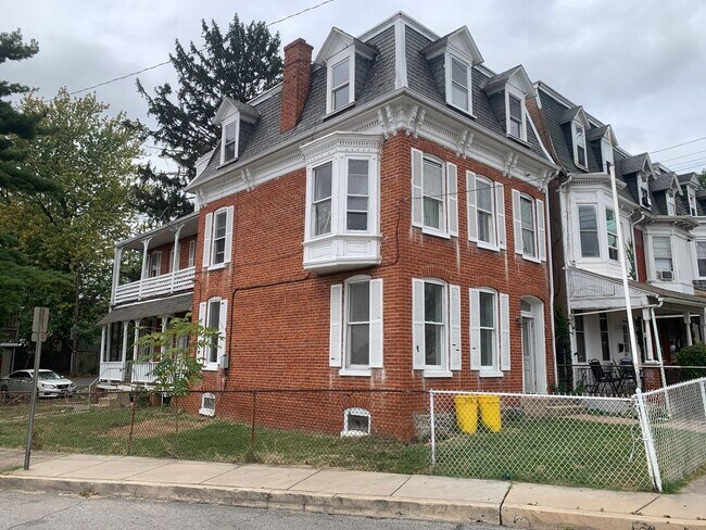 Foto del edificio - Available Now! 1/2 Off 2nd Month's Rent!!!