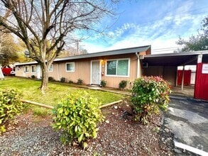 Building Photo - 4160 Oro Ln