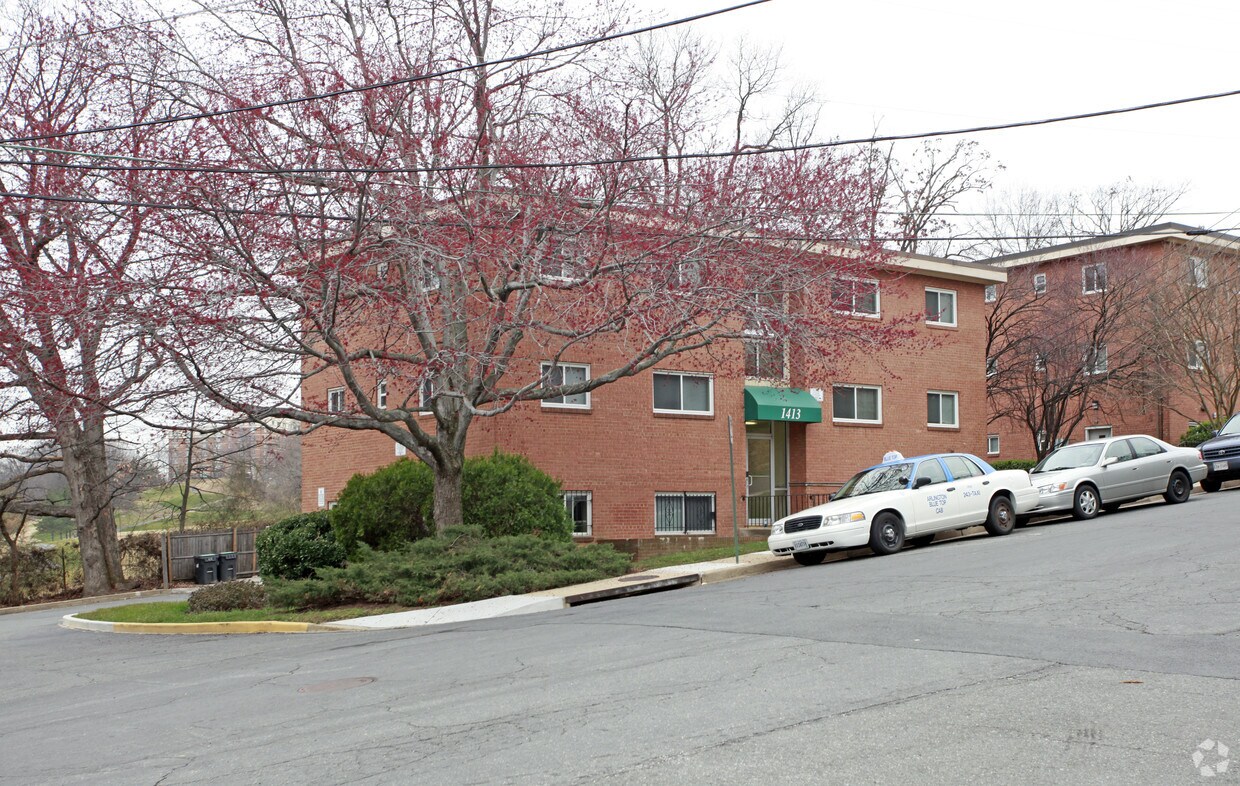Arlington View Terrace East Apartments in Arlington, VA