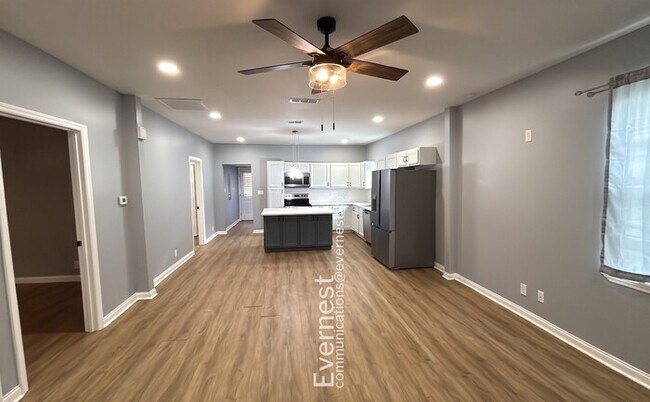 Foto del edificio - 2311 Fairleigh St