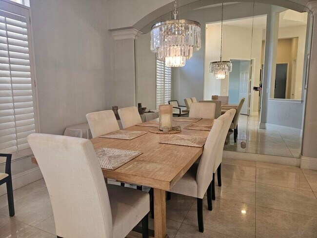 Foto del edificio - 132 Thornton Dr