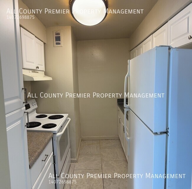 Building Photo - Nice 2 Bedroom 2 Bath Apartment! Apply Today!