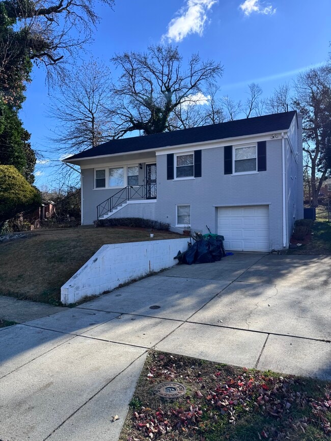 Front 2nd view - 2409 Afton St