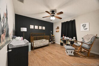 Building Photo - 1755 SW Castinet Ln
