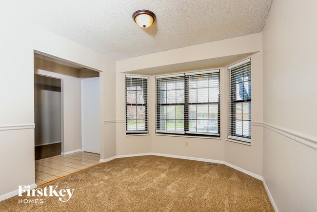 Building Photo - 1616 Treetop Dr