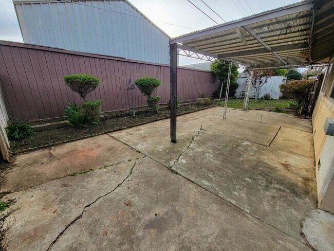Building Photo - 3518 Olsen Dr