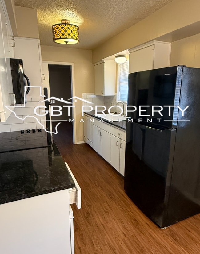 Building Photo - 5119 Lake Placid Pl
