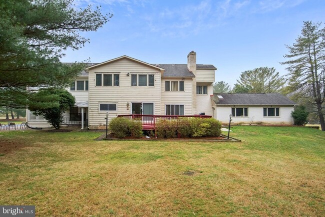 Foto del edificio - 10908 Barn Wood Ln