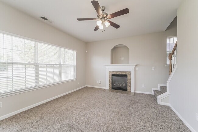 Foto del edificio - 2908 Clover Rd NW
