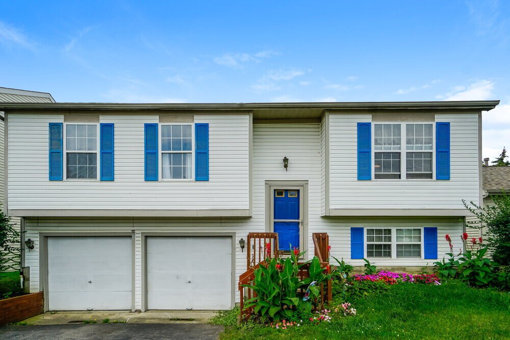 Foto principal - 5769 Sundial Dr