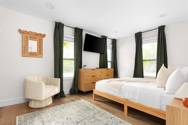 Building Photo - 8814 Laverty Pl