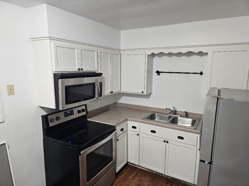 Foto principal - 1011 19th St S
