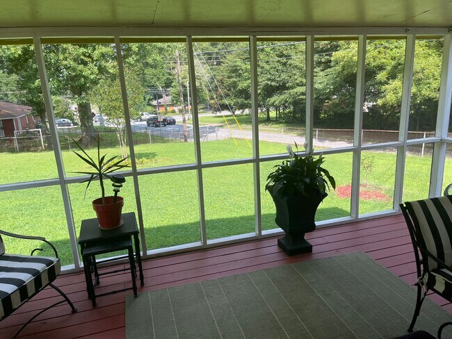 Foto del edificio - 5525 Alder Dr