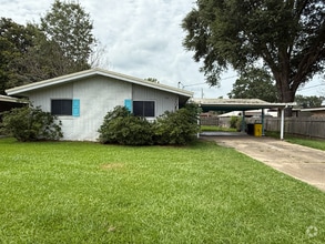 Building Photo - 114 Brockton Dr