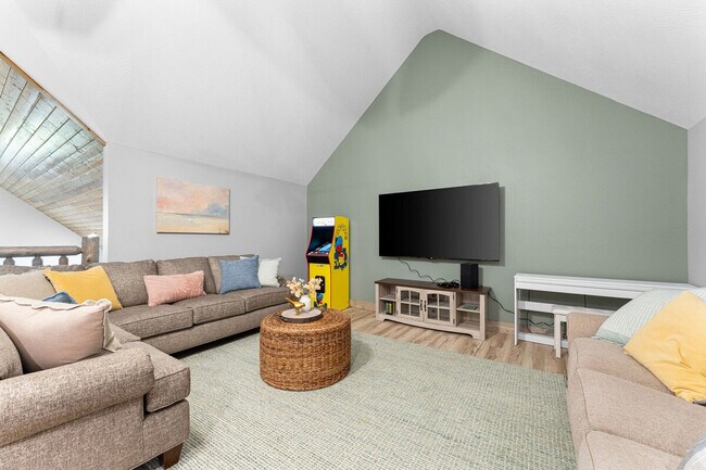 Foto del edificio - 145 Indian Summer Ln