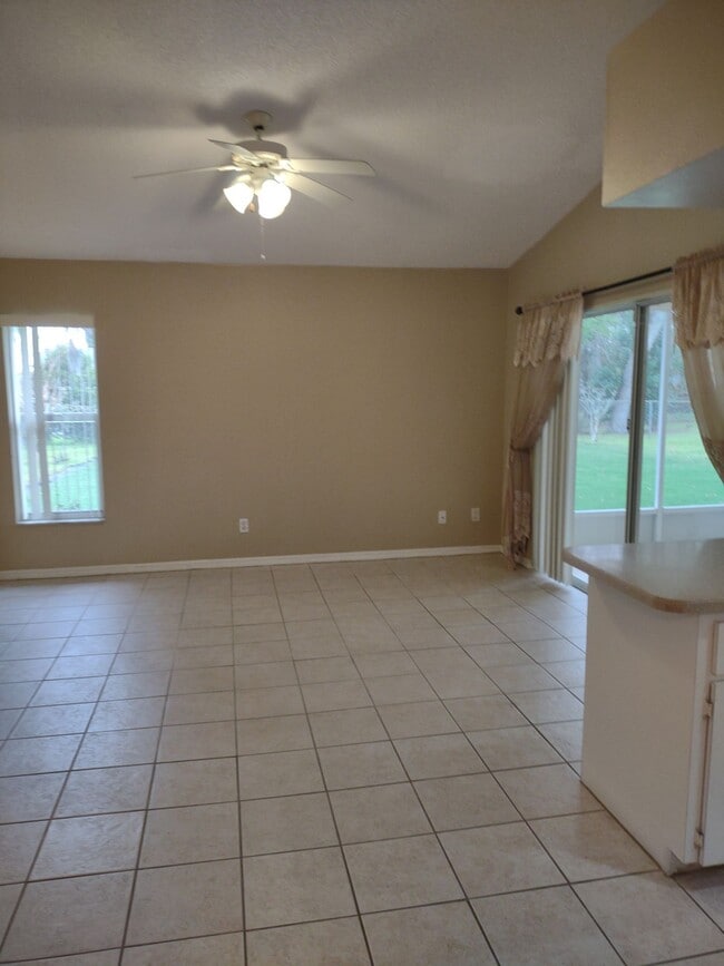 Foto del edificio - 349 N Turkey Pine Loop