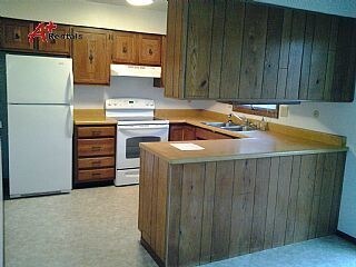 Building Photo - Two bedroom Two bathroom duplex for rent