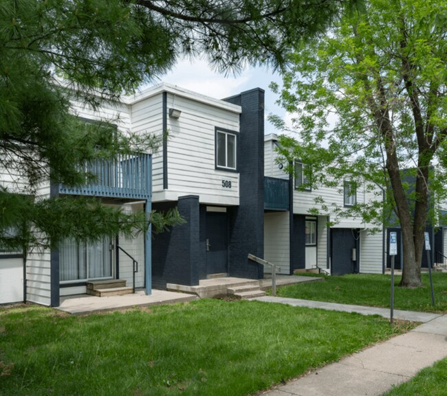 Stonegate Meadows Apartments Apartments at 10500 E 42nd St Kansas