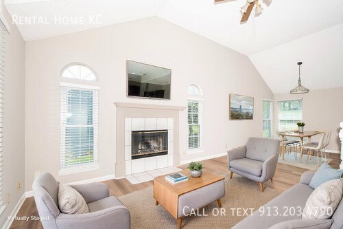 Foto del edificio - 7413 W 154th Terrace