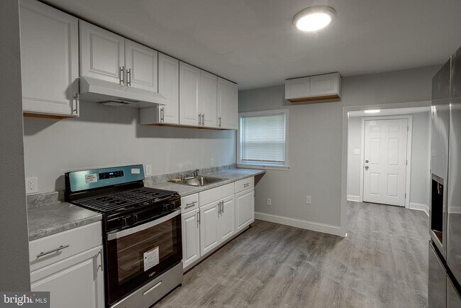 Foto del edificio - 318 Middlesex St