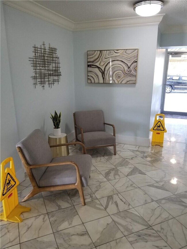 Foto del edificio - 2000 NE 135th St